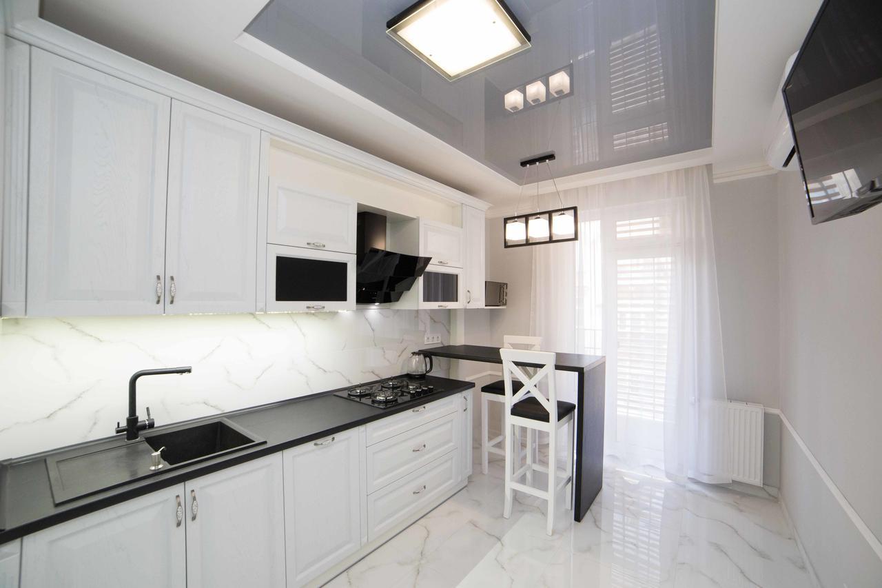 Leogrand Apartments On Kulisha 36 Lviv Exterior photo